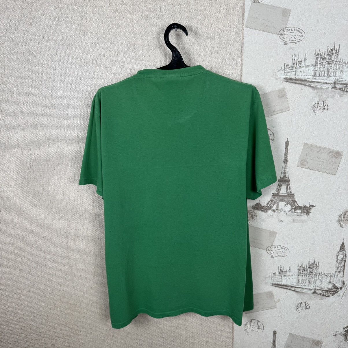 Nike 💚 Vintage 00s Nike T shirt Centre Logo Green Streetwear XL Size US XL / EU 56 / 4 - 2 Thumbnail