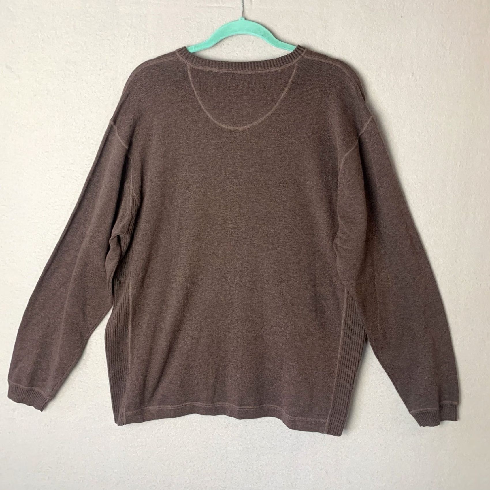 Tommy Bahama Tommy Bahama Sweater Men Large Brown V-Neck Cotton Knit Ribbed Sides Logo Pullover All Seasons Size US L / EU 52-54 / 3 - 2 Thumbnail