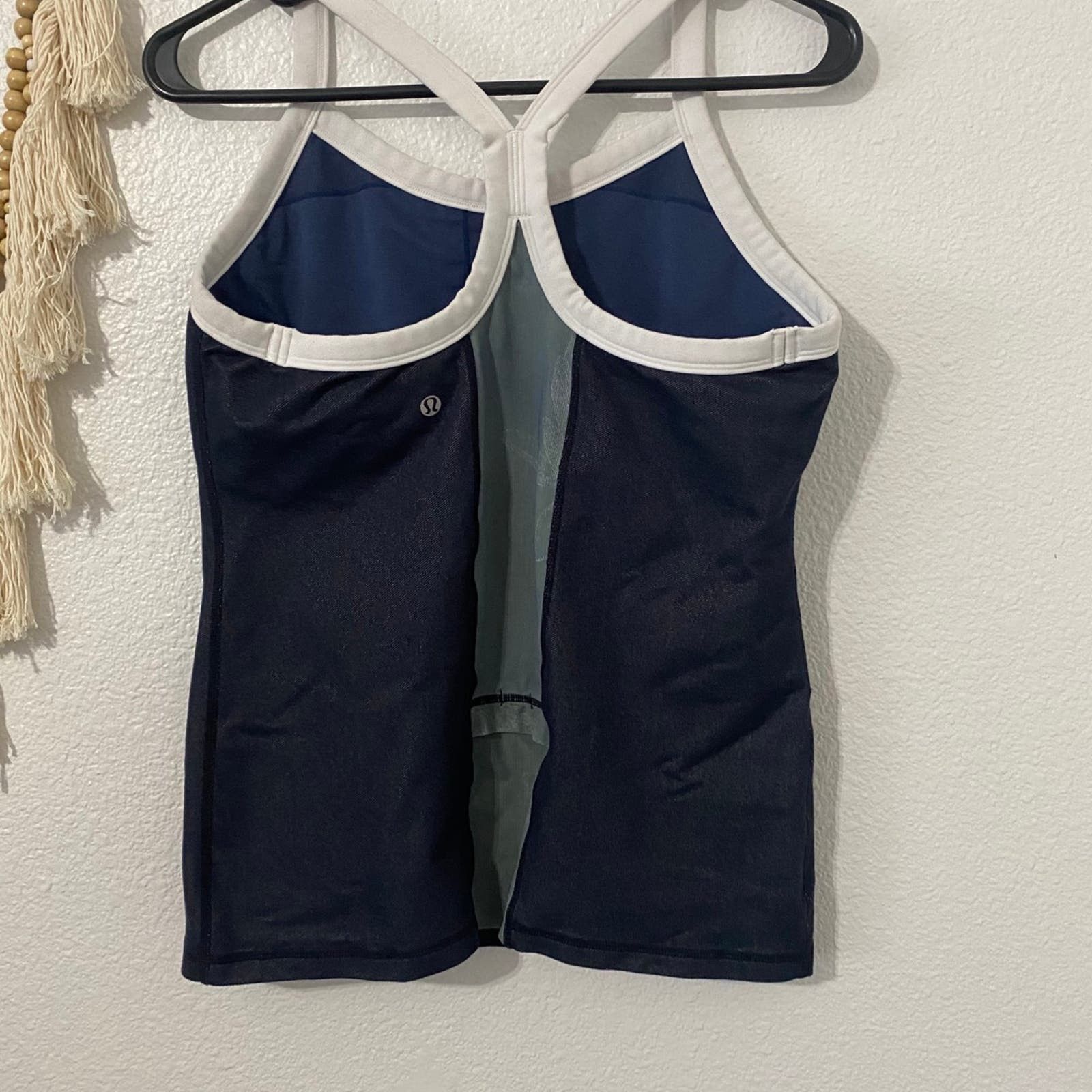 Lululemon lululemon tank top size 10 Size L / US 10 / IT 46 - 3 Thumbnail