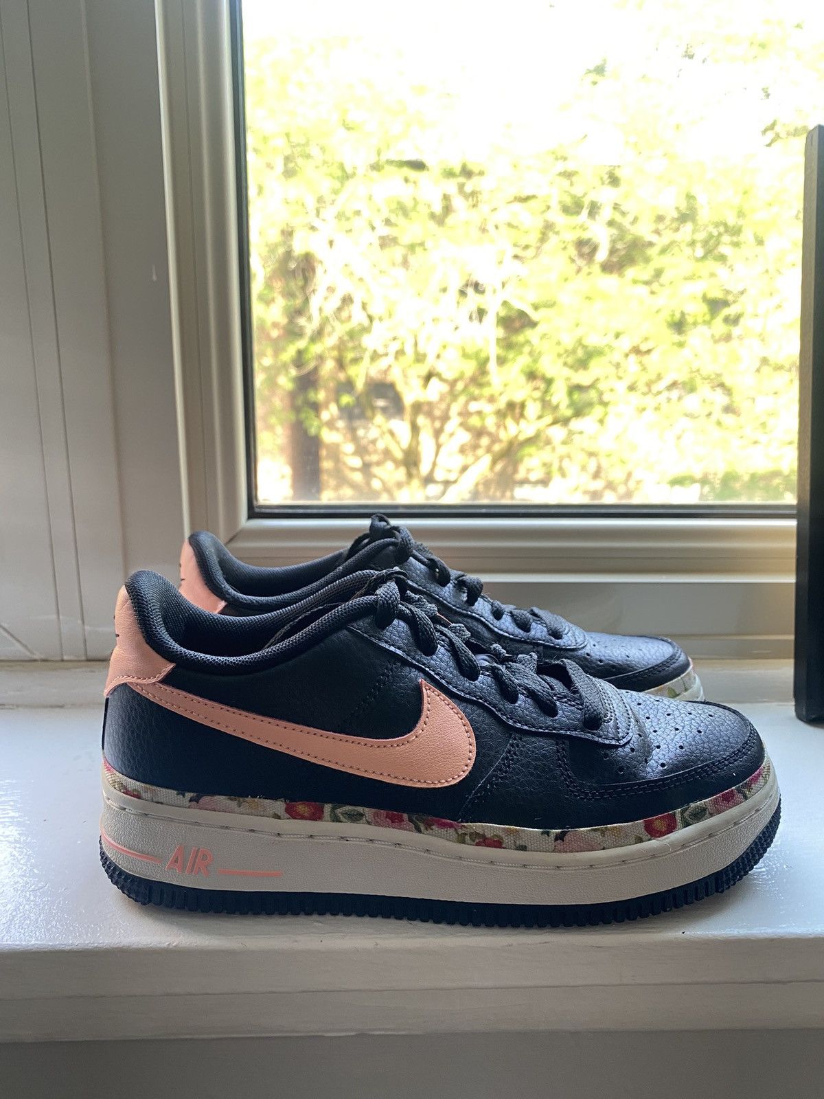 Nike Nike AF 1 Air Force 1 Low '07 floral in black and pink Size US 5.5 / IT 35.5 - 1 Thumbnail