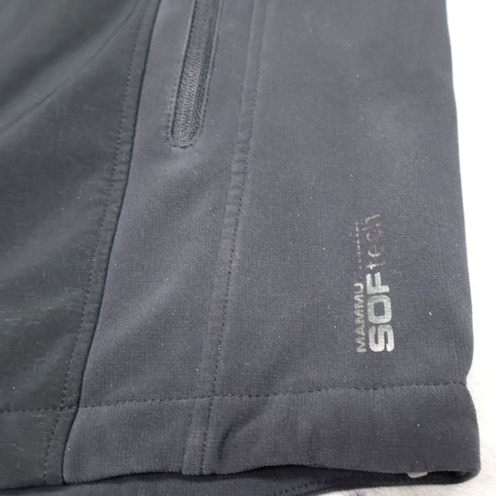 Mammut Mammut Jacket Men Large Black Softshell Windproof Rain Performance Gorpcore Hike Size US L / EU 52-54 / 3 - 5 Thumbnail