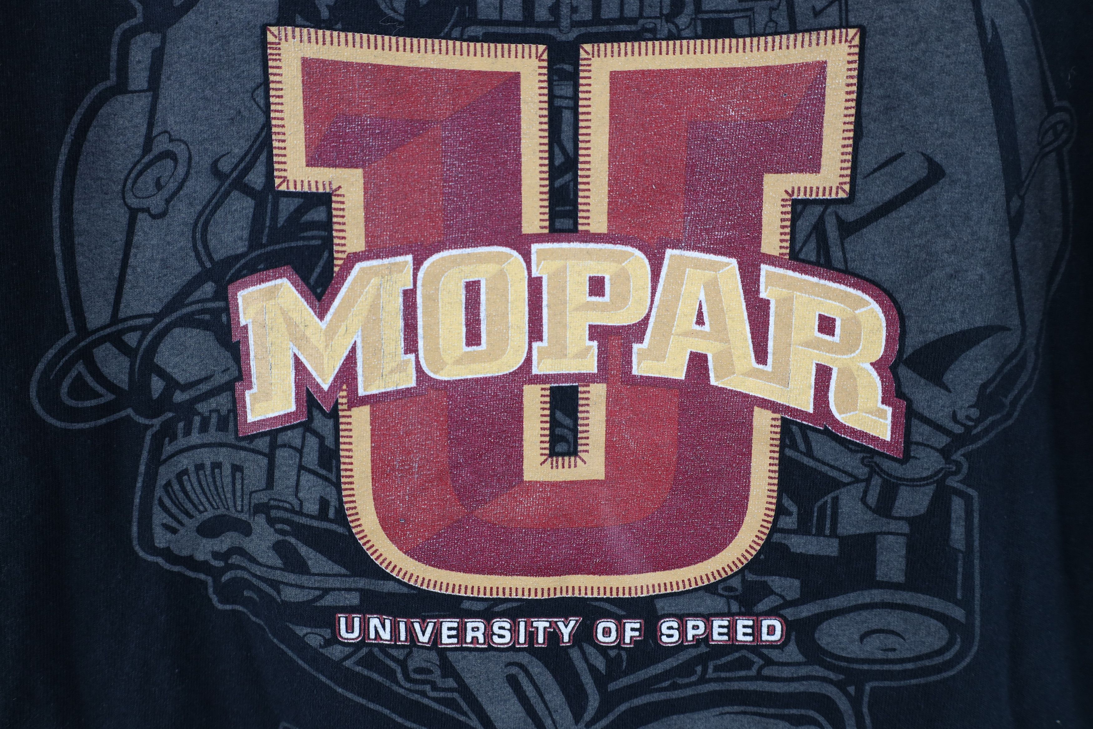 Vintage Vintage Mopar U University of Speed Short Sleeve T-Shirt Size US XL / EU 56 / 4 - 5 Thumbnail