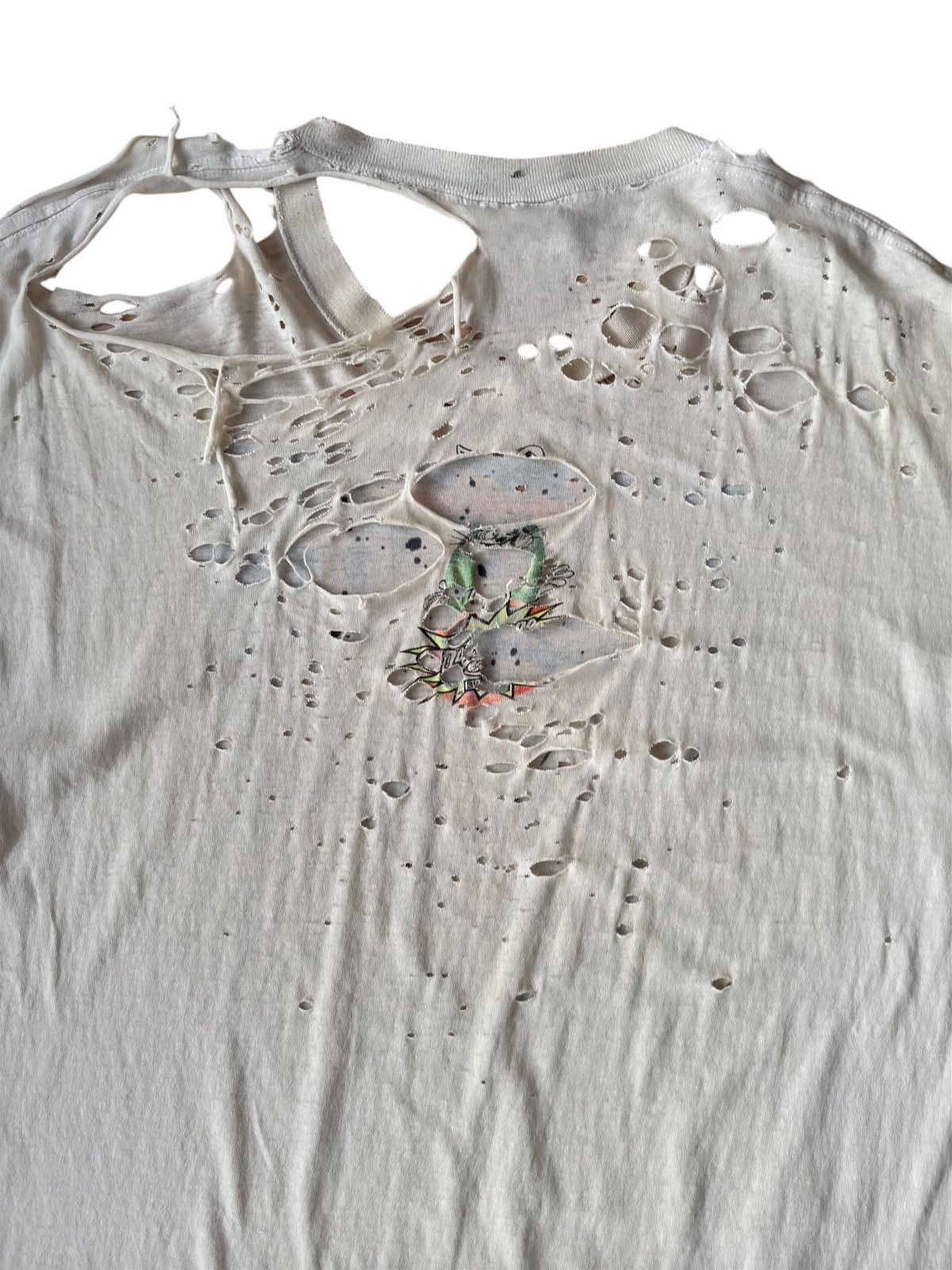 Vintage THRASHED Vintage 90s Burnt Crispy’s Distressed Tee Shirt Size US XL / EU 56 / 4 - 6 Thumbnail
