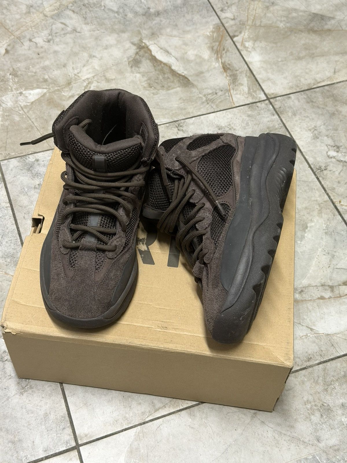 Yeezy Yeezy Desert Boot Oil Size US 10.5 / EU 43-44 - 2 Thumbnail