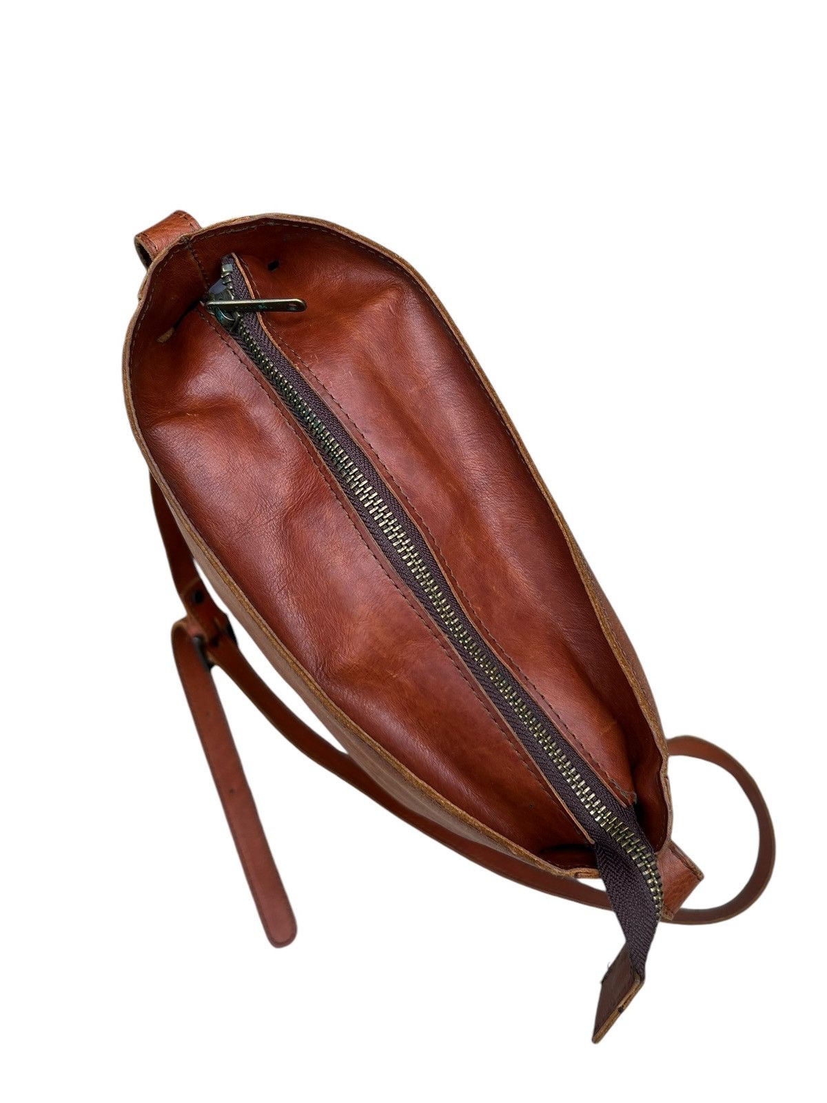 Leather Vintage Turkuabo Japan Faded Patina Leather Sling Bag Size ONE SIZE - 19 Thumbnail