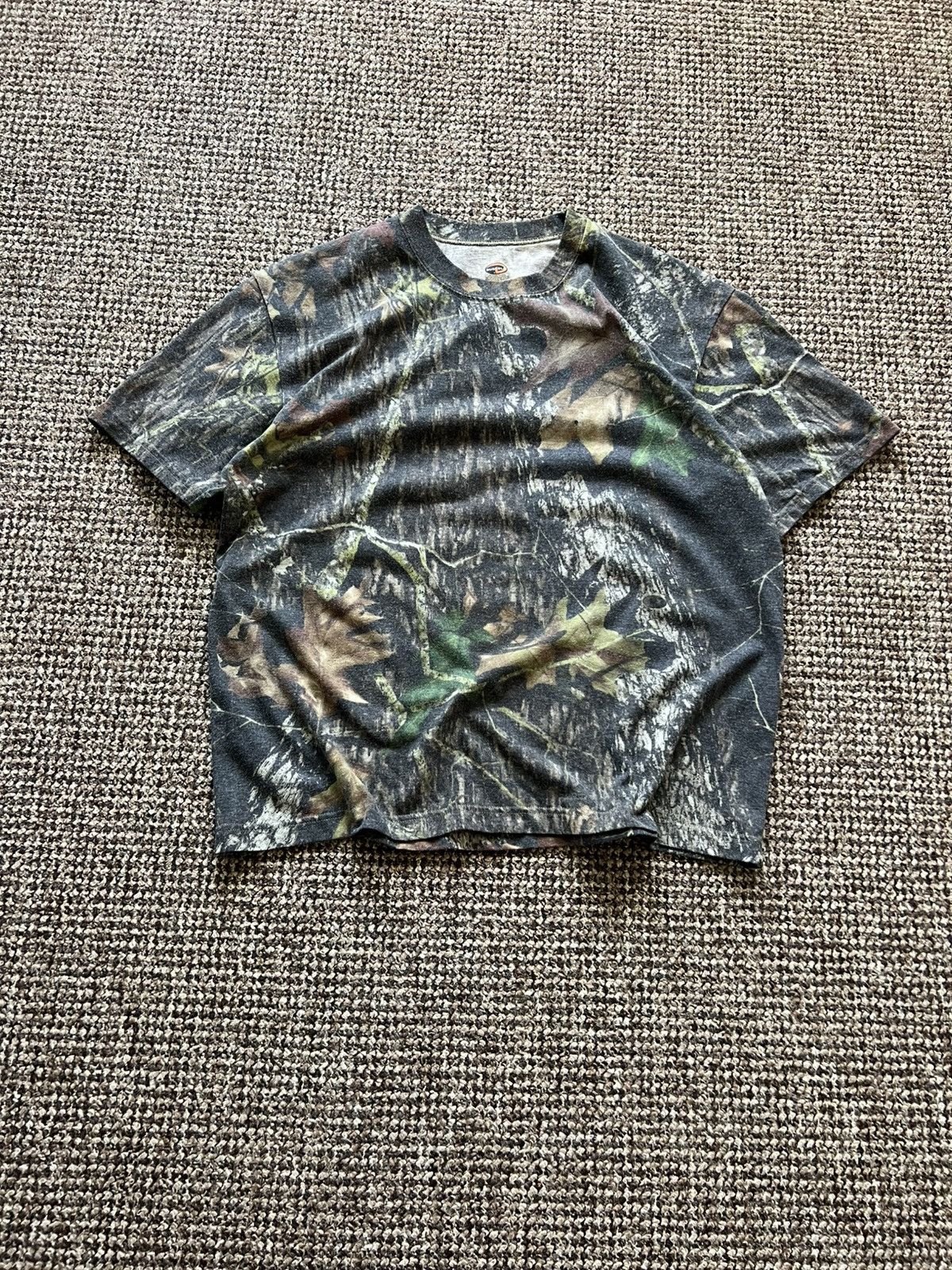 Realtree Vintage Realtree Camo Oversized T-Shirt Y2K Size US XL / EU 56 / 4 - 2 Thumbnail
