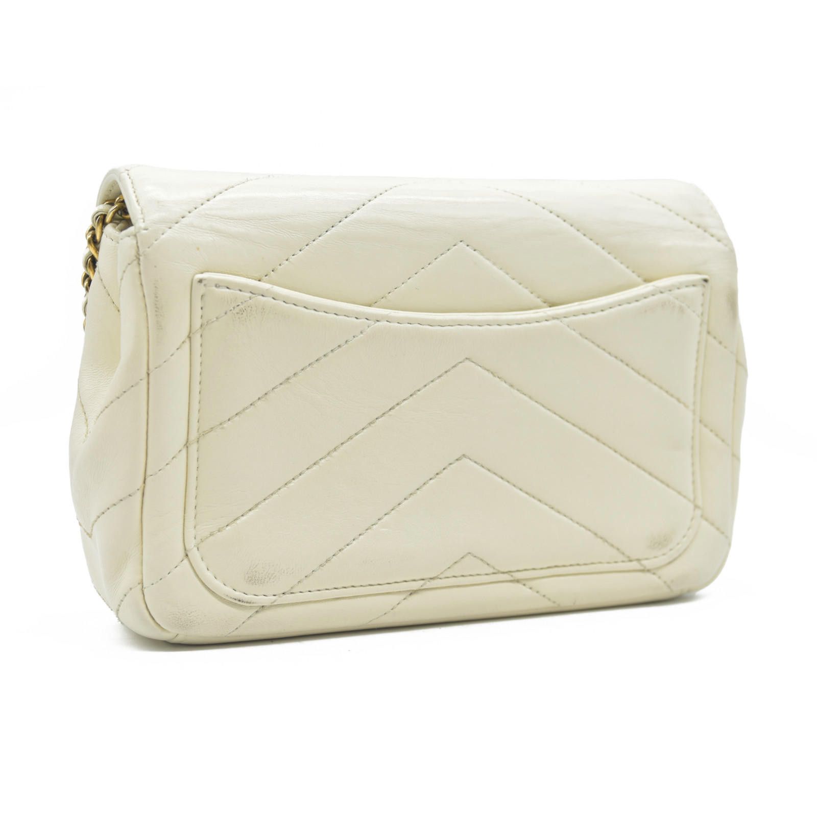 Chanel 2016 Chanel Ivory Chevron Quilted Leather Paris-Seoul Coco Size ONE SIZE - 12 Thumbnail