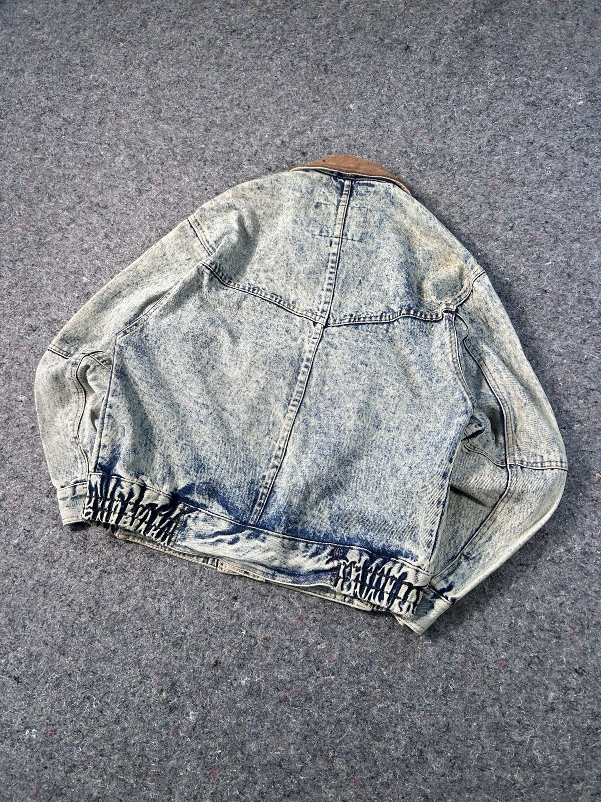 Other Essentials Vintage Acid Wash Denim Jacket Size S Size US S / EU 44-46 / 1 - 8 Thumbnail