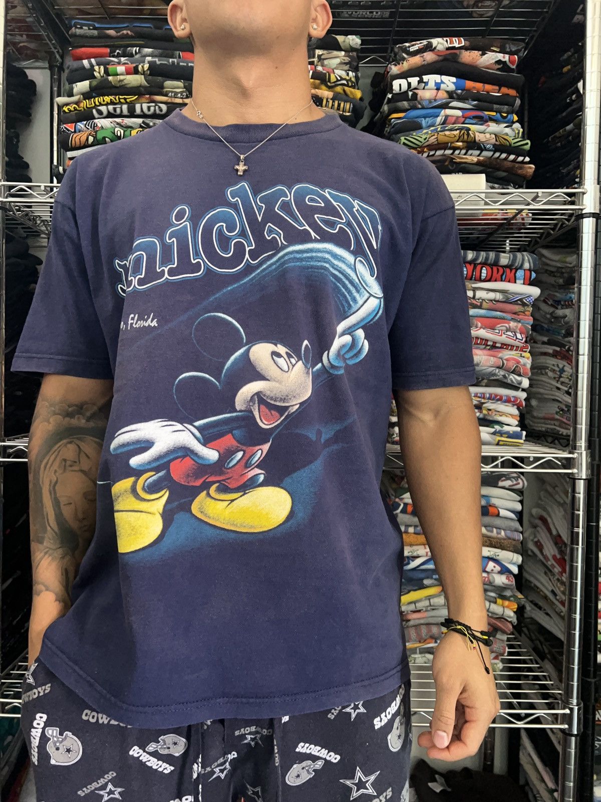 Disney 90s Mickey Mouse Orlando Florida Magic Tee Size US XL / EU 56 / 4 - 2 Thumbnail