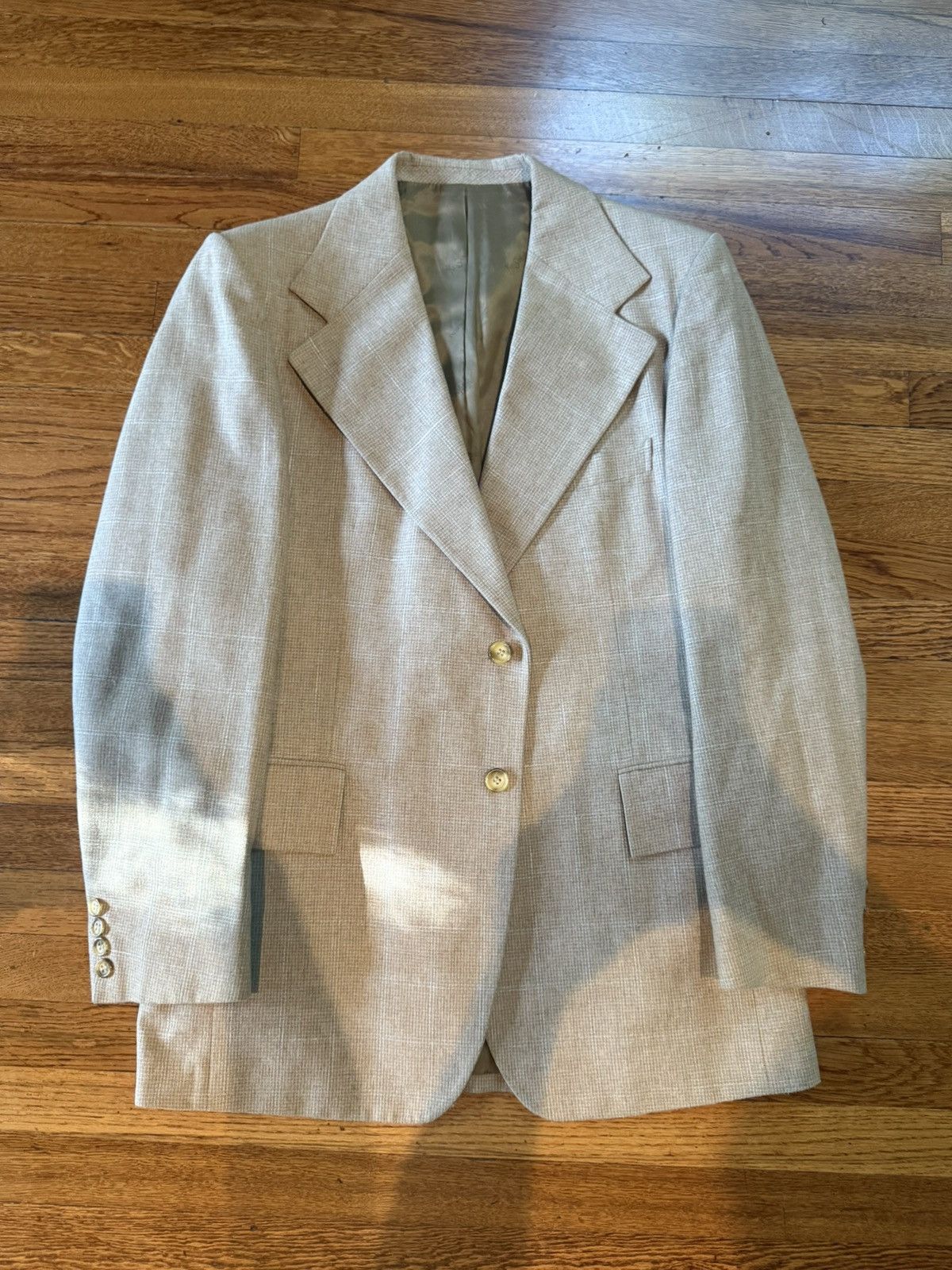 Yves Saint Laurent Yves Saint Laurent VINTAGE beige suit / sport coat Size 38L - 1 Thumbnail