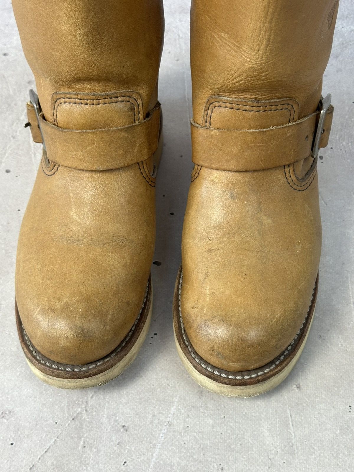 Red Wing Red Wing 9027 Leather Beige Made in USA Women’s Boots Size US 7.5 / IT 37.5 - 4 Thumbnail