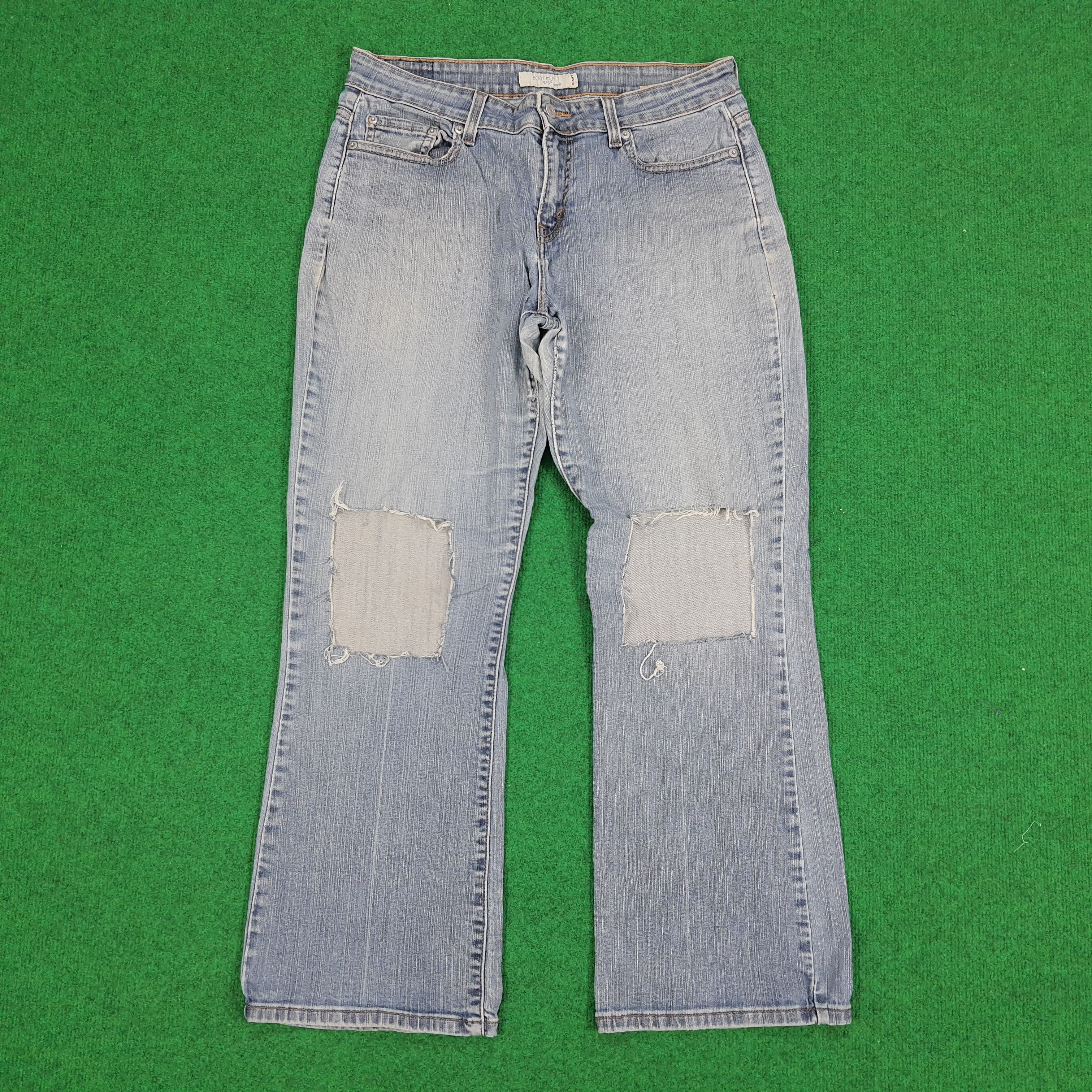 Levi's × Vintage Vintage Levi's 515 Boot Cut Distressed Style Jeans Size US 32 / EU 48 - 1 Thumbnail