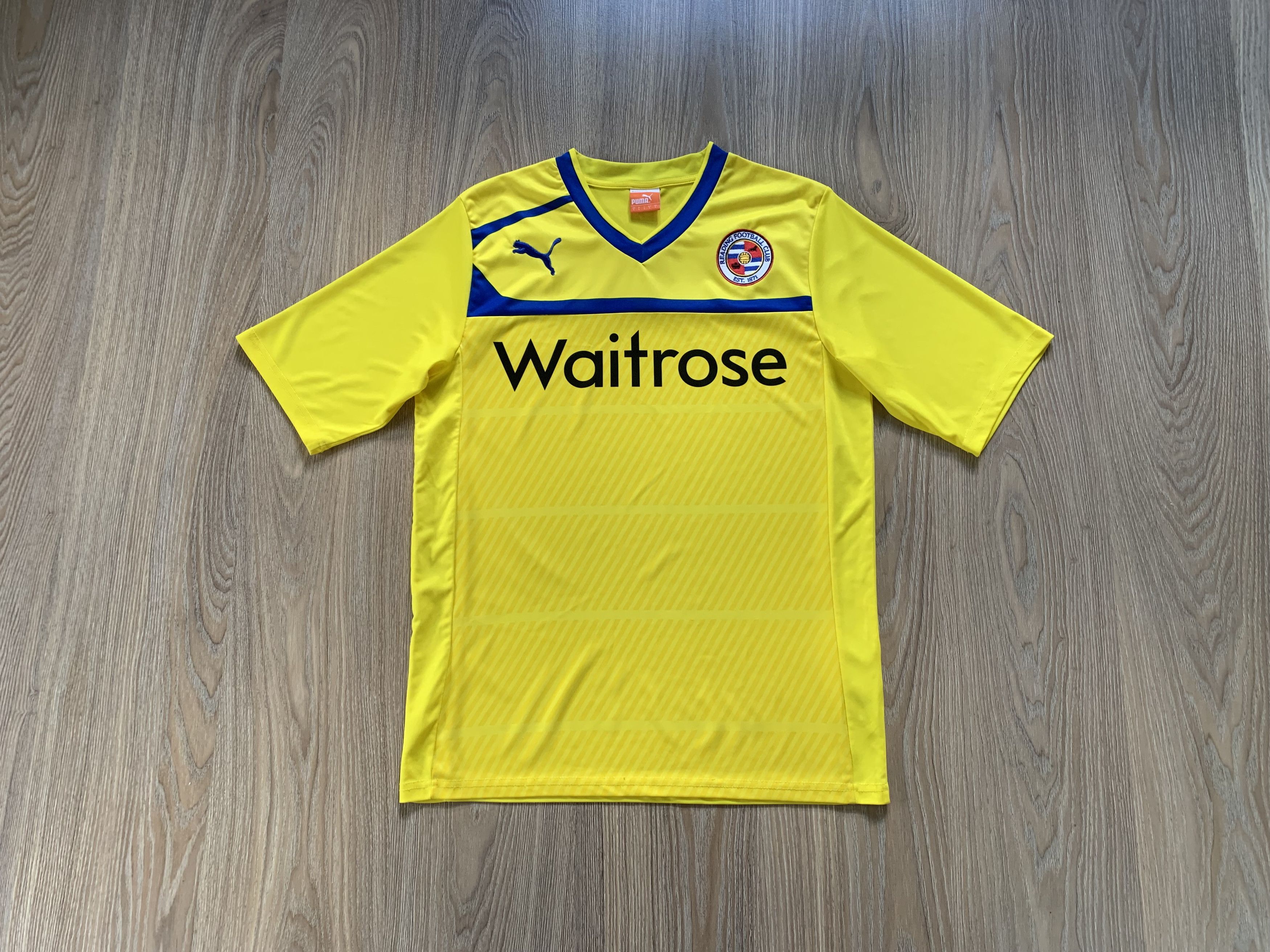 Puma × Vintage Vintage Puma Reading Away Football Shirt Size US L / EU 52-54 / 3 - 1 Thumbnail