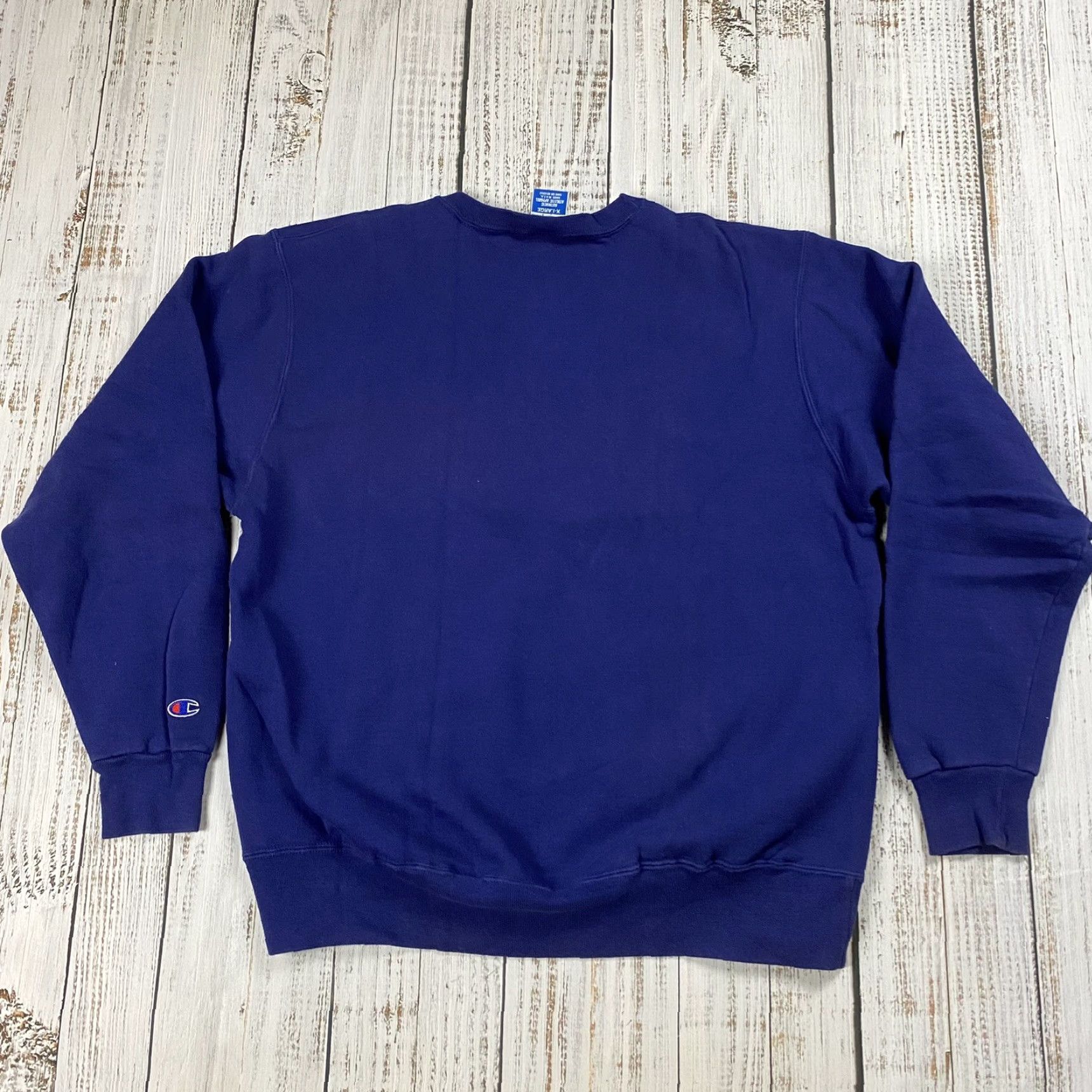 Champion VINTAGE Champion Crewneck Sweatshirt Men XL Blue 90s Sports Embroidered Made in USA Size US XL / EU 56 / 4 - 6 Thumbnail