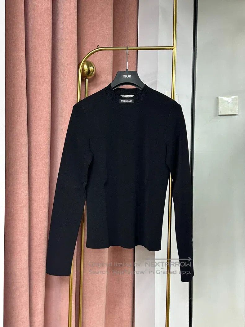 Balenciaga Balenciaga Black letter logo bottoming shirt bottoming shi Size US M / EU 48-50 / 2 - 1 Thumbnail