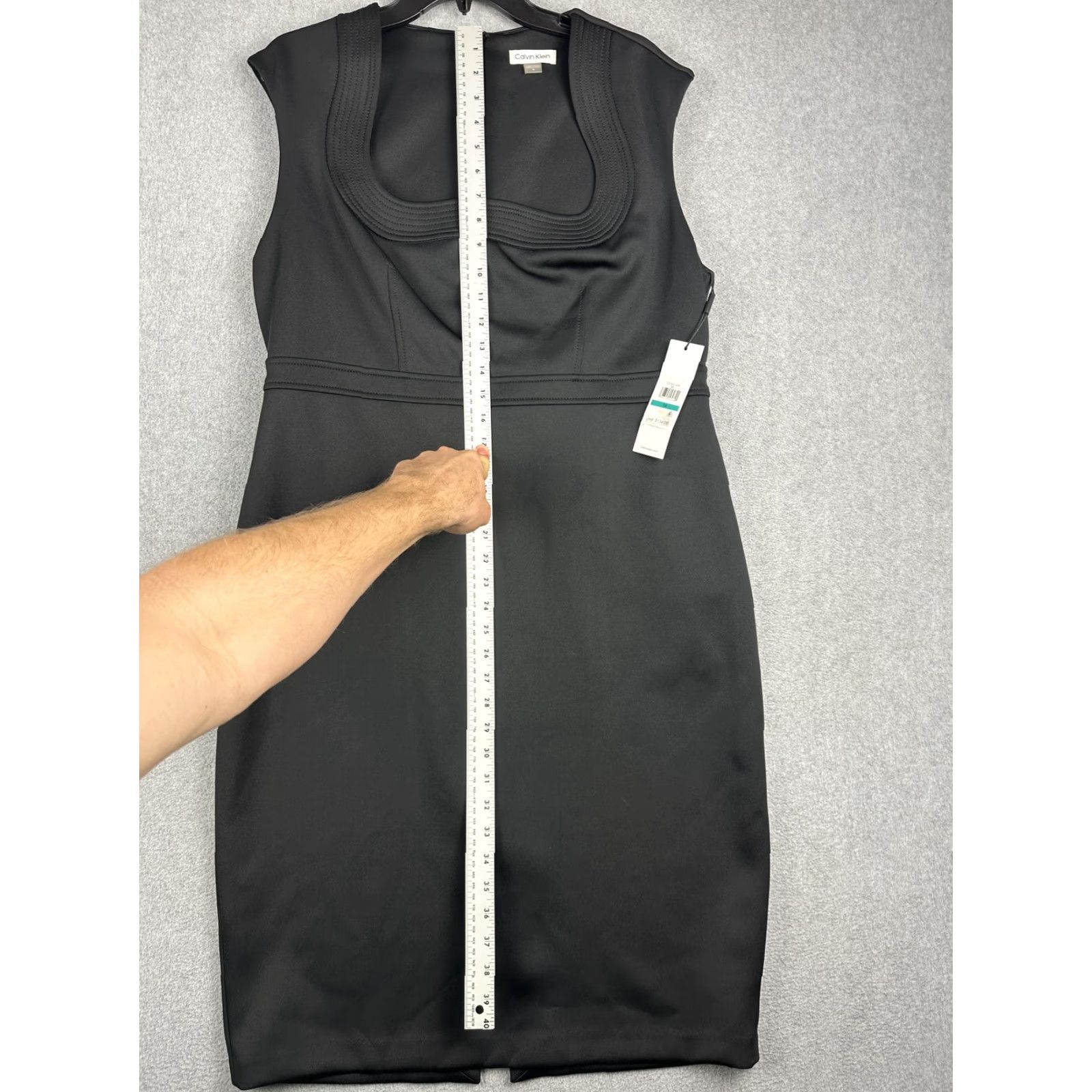 Calvin Klein Calvin Klein Dress Women 16 Black Sleeveless Square Neck Sheath Knee Length LBD Size XXL / US 16-18 / IT 52-54 - 5 Thumbnail