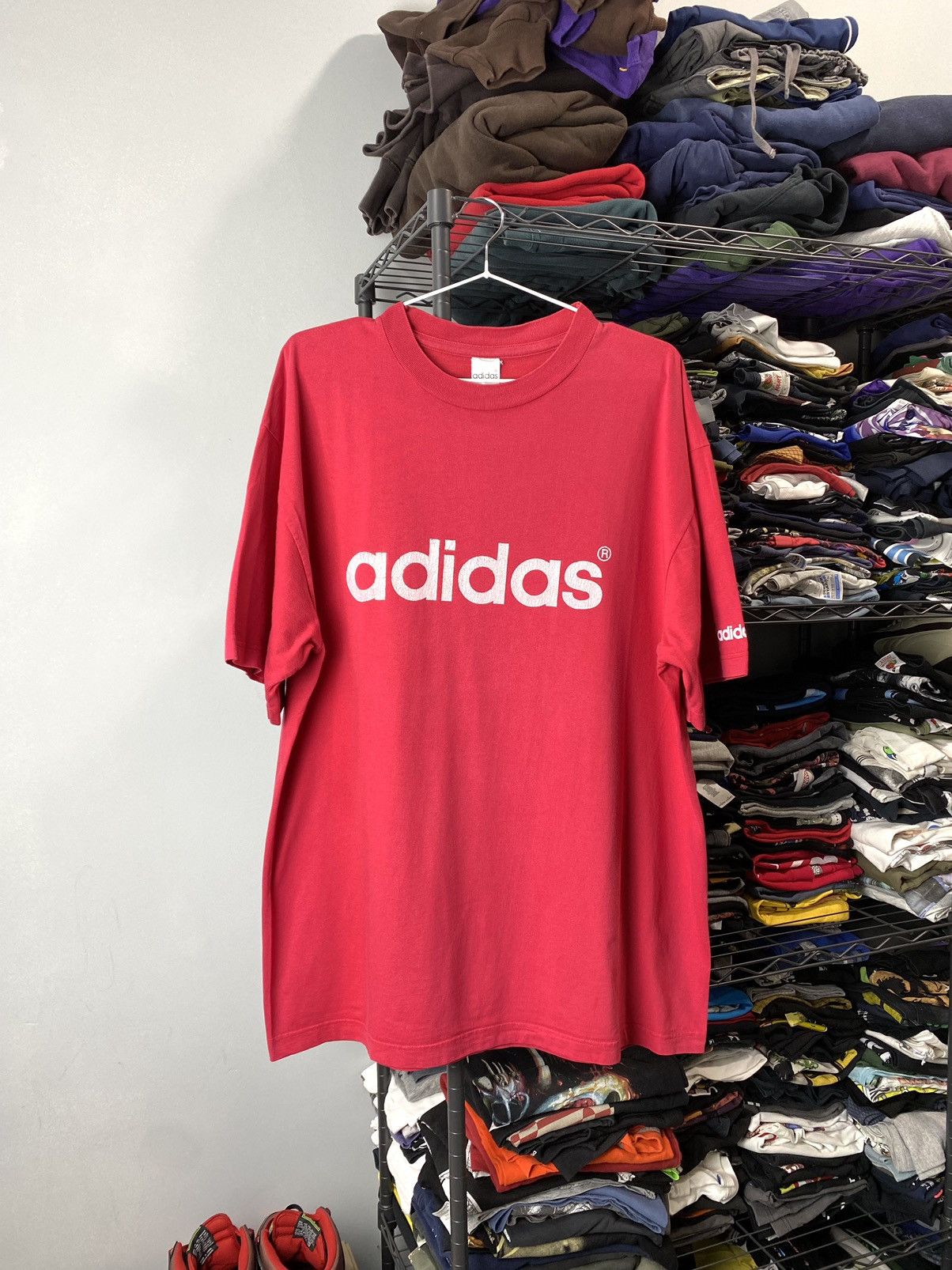 Adidas 80-90’s RARE! Vintage Adidas T Shirt Center Logo Size US XL / EU 56 / 4 - 1 Thumbnail