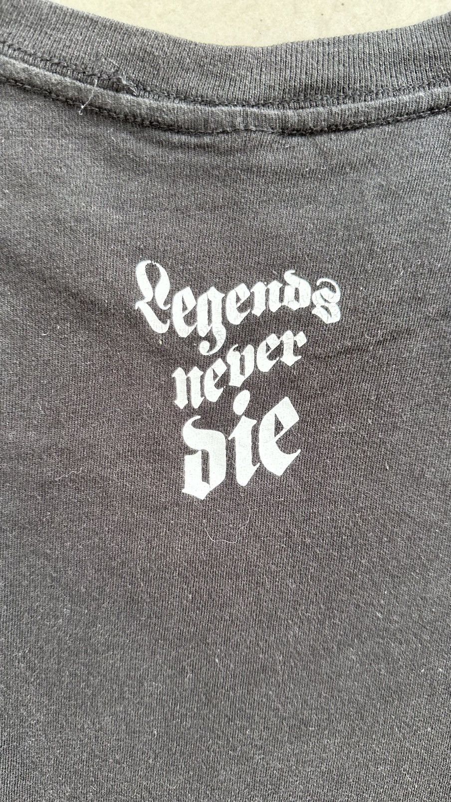 Vintage JUICE WRLD LEGEND NEVER DIE ALBUM TEE Size US L / EU 52-54 / 3 - 5 Thumbnail
