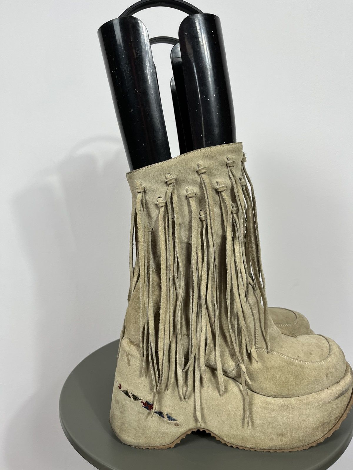Vintage Beige Suede Fringe Platform Boots with Dangling Details Zip Size US 10 / IT 40 - 3 Thumbnail