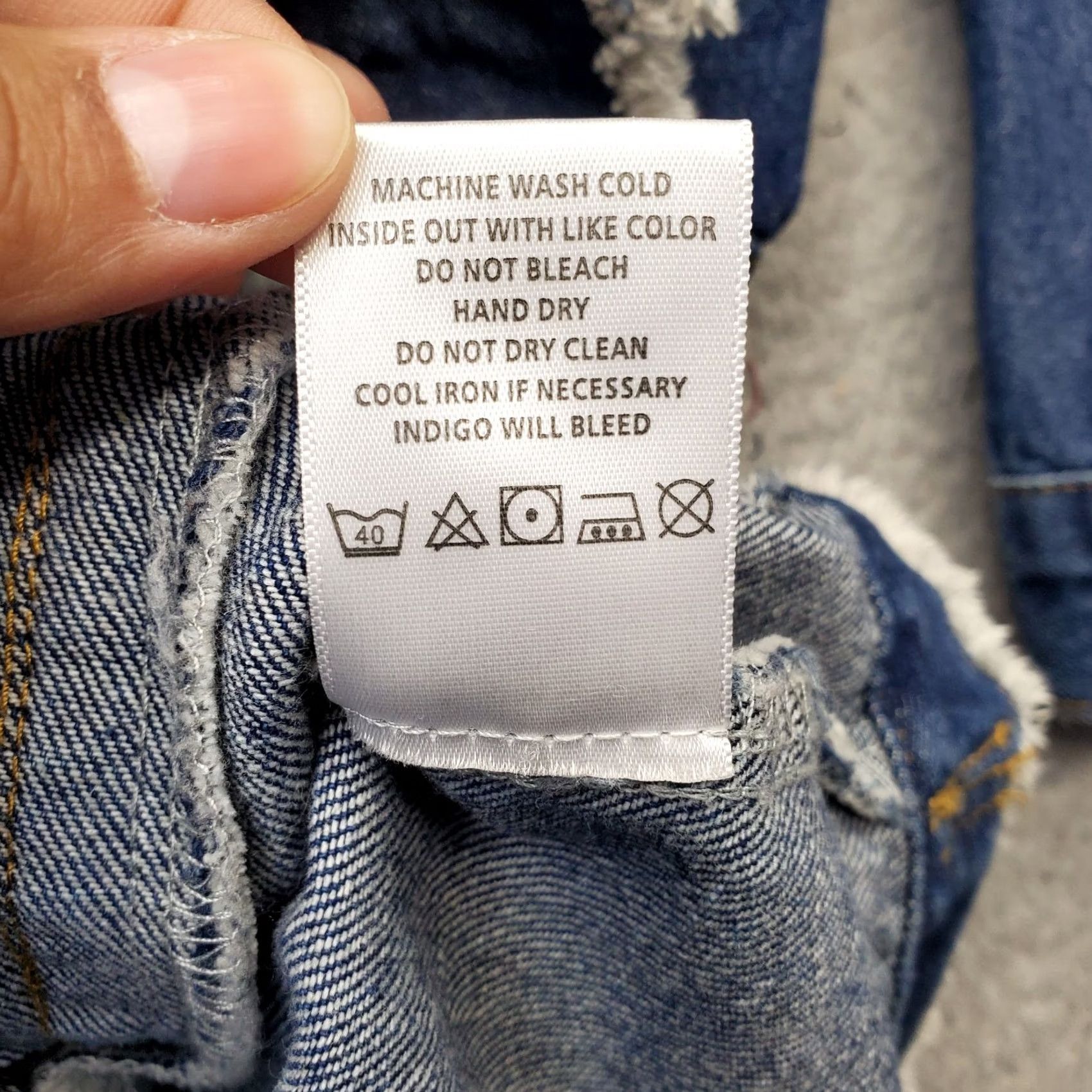 Denime The Style Between Us Denim Trucker Jacket Women XL Blue Distressed Button Front Size XL / US 12-14 / IT 48-50 - 7 Thumbnail
