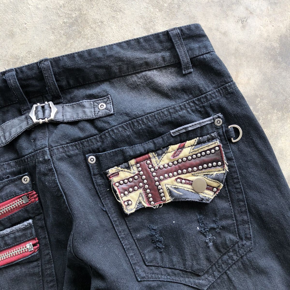 semanticdesign SEMANTIC DESIGN Buckle Back Rare Design Jeans Size US 33 - 11 Thumbnail