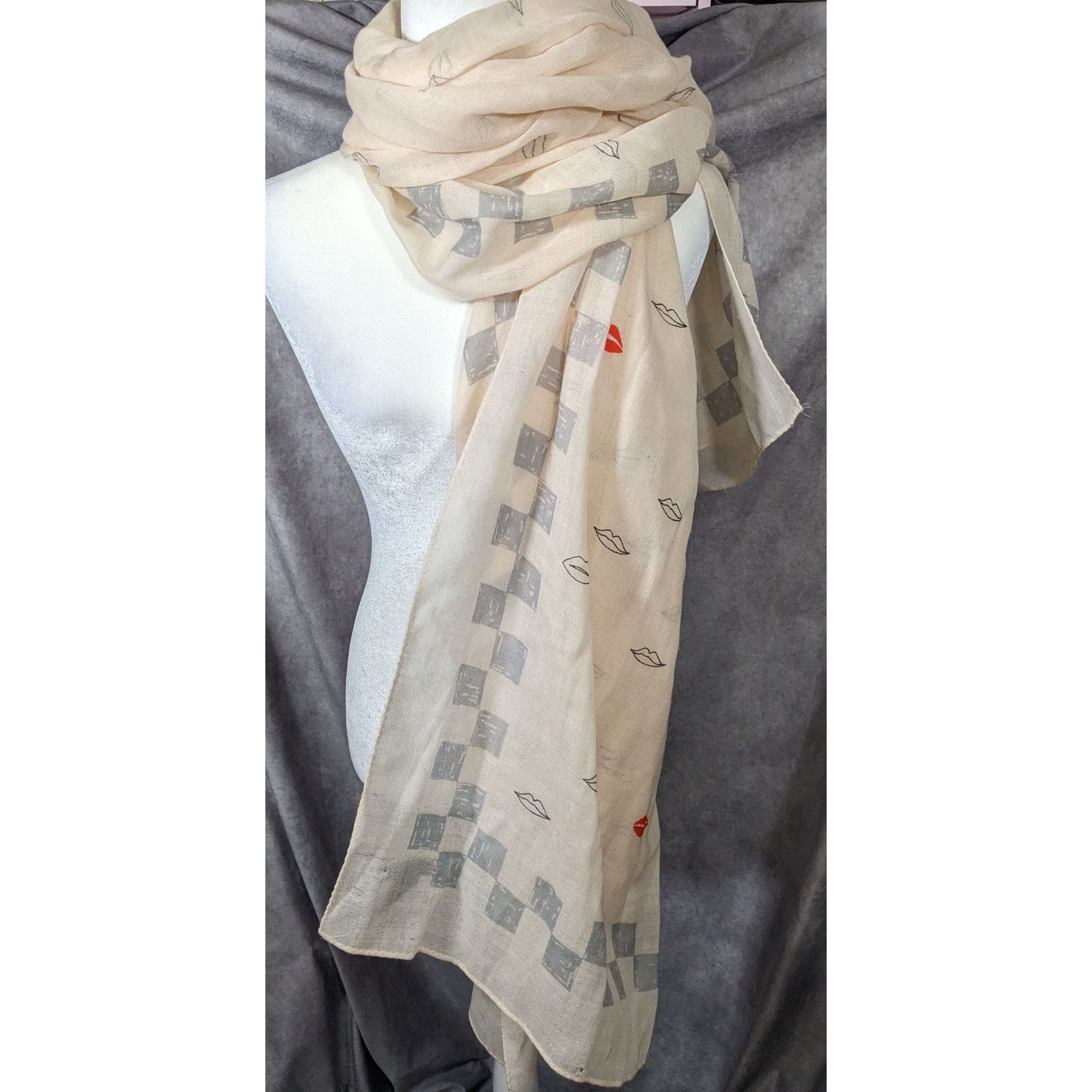 Rag & Bone Rag & Bone Checkerboard Lip Print Shawl/Scarf Size ONE SIZE - 9 Thumbnail