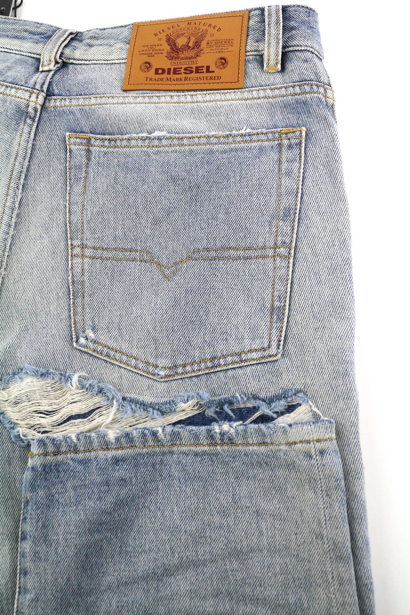Diesel D-REKIV-Z 09C90 W32/L34 Distress Washed Denim 40391 Size US 32 / EU 48 - 5 Thumbnail