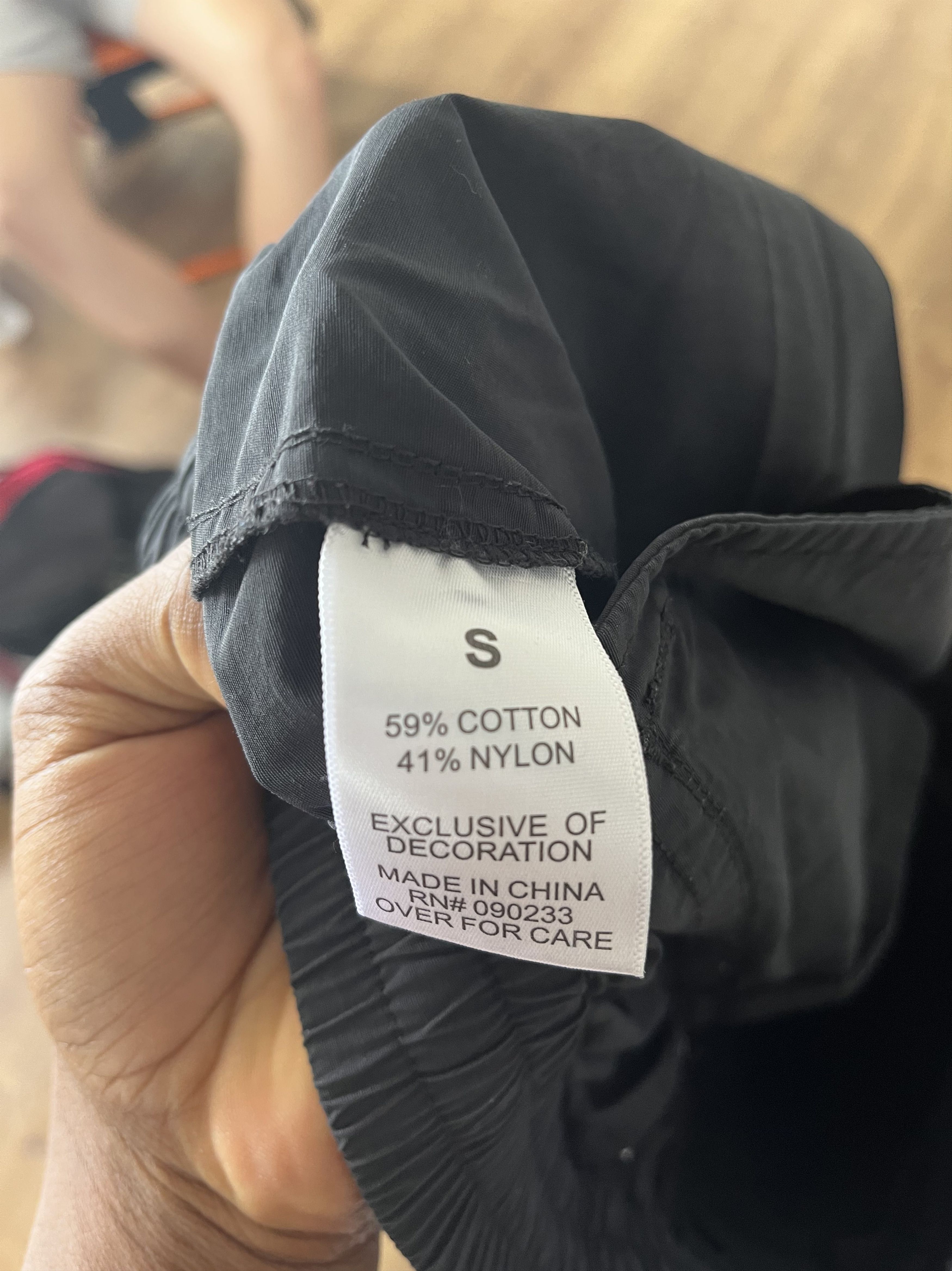 Essentials Fear of god Essentials Nylon Cargo Pants Black Size US 30 / EU 46 - 9 Thumbnail