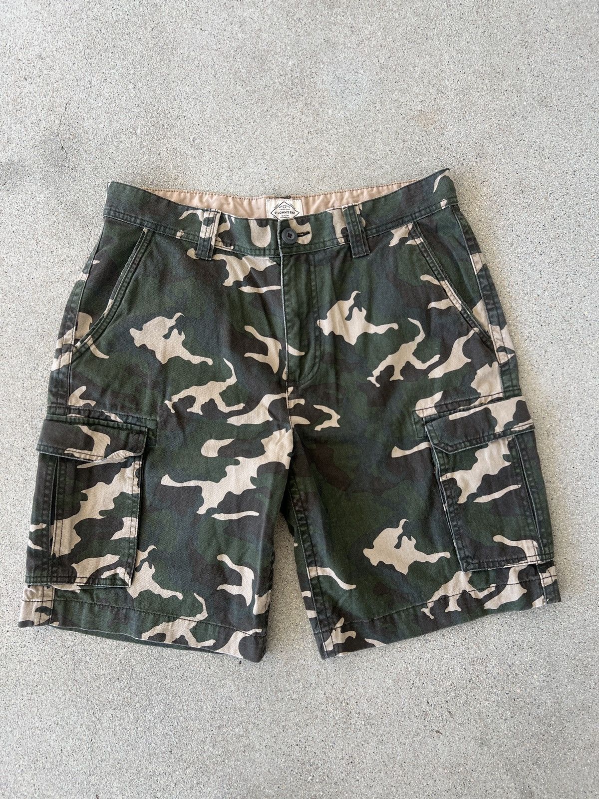 St. Johns Bay × Vintage St. John’s Bay Green/Cream Camo Loose Baggy Shorts Size 34 Size US 34 / EU 50 - 1 Thumbnail