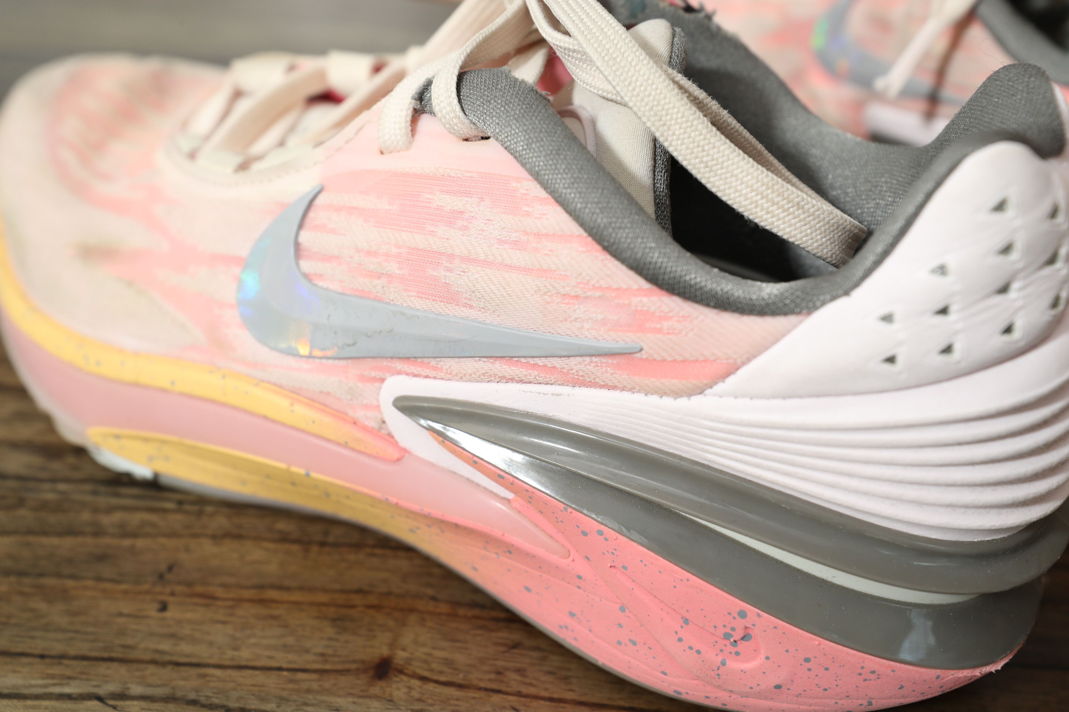 Nike Nike Zoom GT Cut 2 (8.5) Size US 8.5 / EU 41-42 - 12 Thumbnail