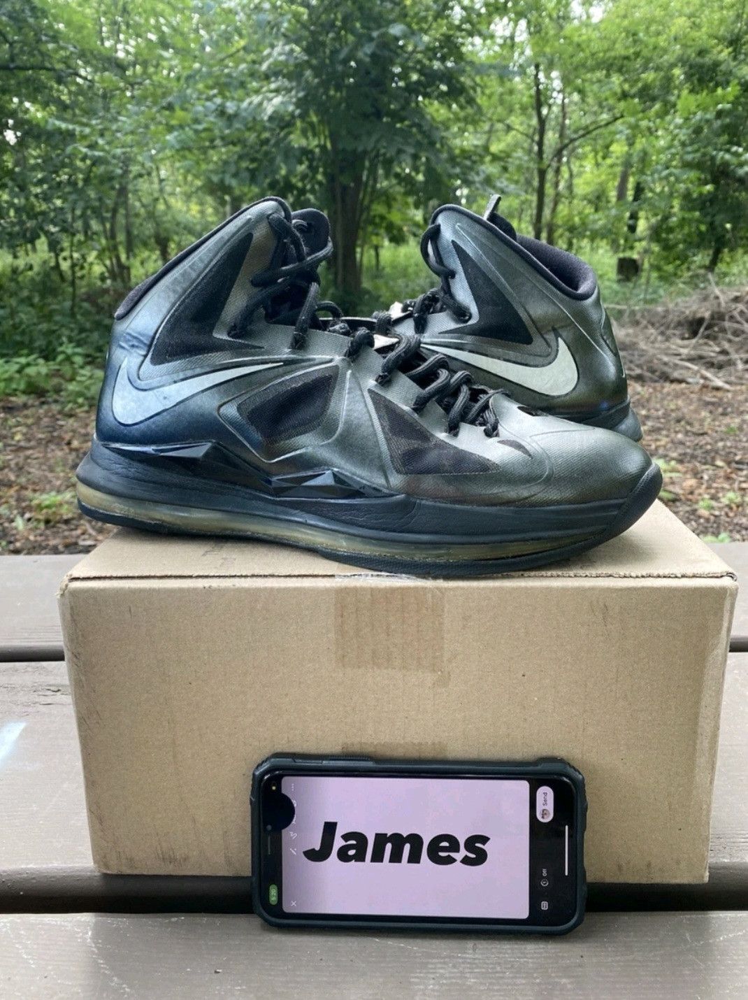 Nike Nike LeBron 10 Carbon 541100001 Size 10.5 Men Size US 10.5 / EU 43-44 - 1 Thumbnail
