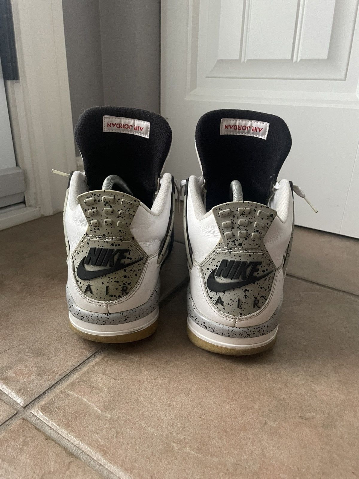 Jordan Brand Air Jordan 3 white Cement 2016 Size US 10.5 / EU 43-44 - 4 Thumbnail
