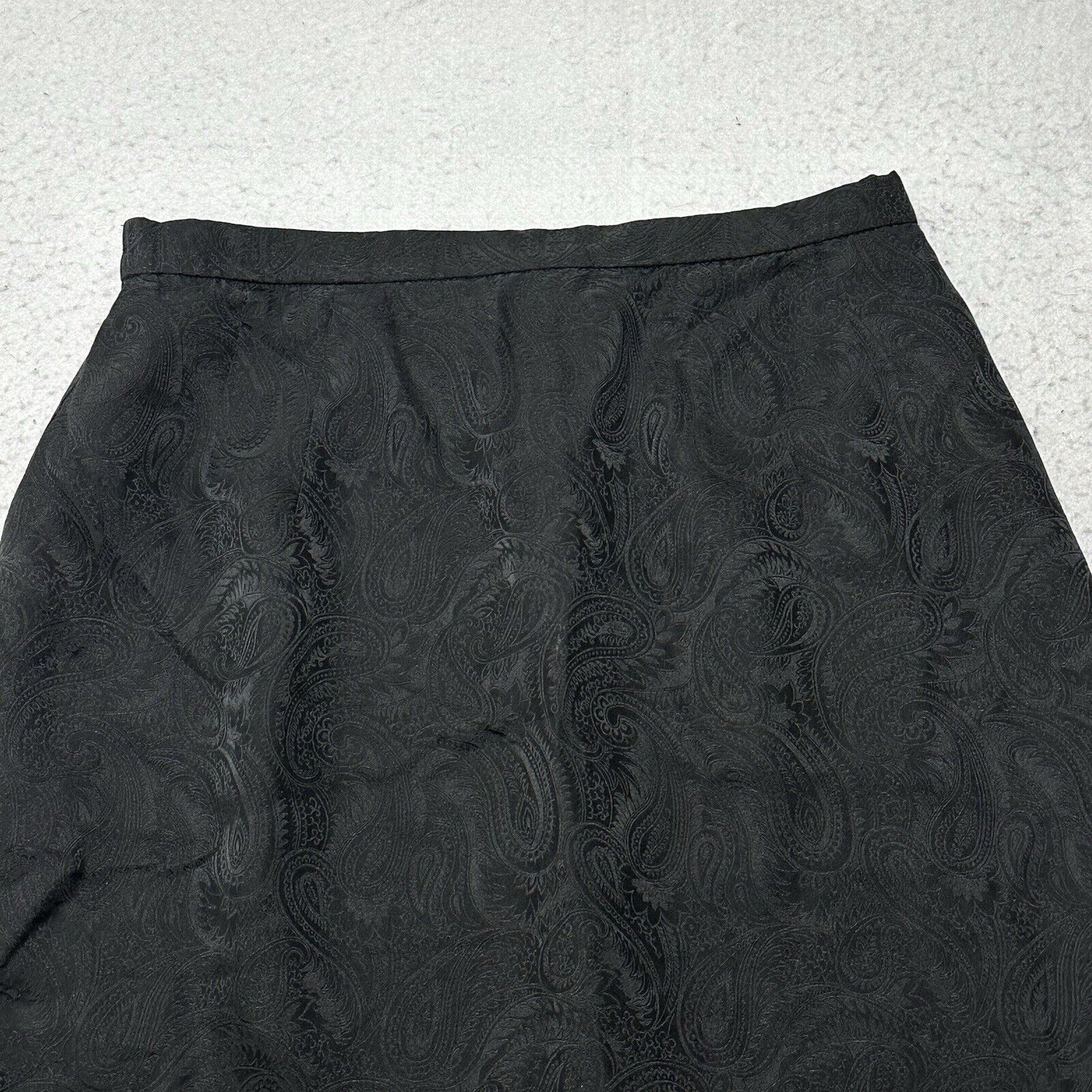 MAGGY LONDON Vintage Maggy London 8 Black Silk Pencil Paisley Print Skirt Size 30" / US 8 / IT 44 - 2 Thumbnail