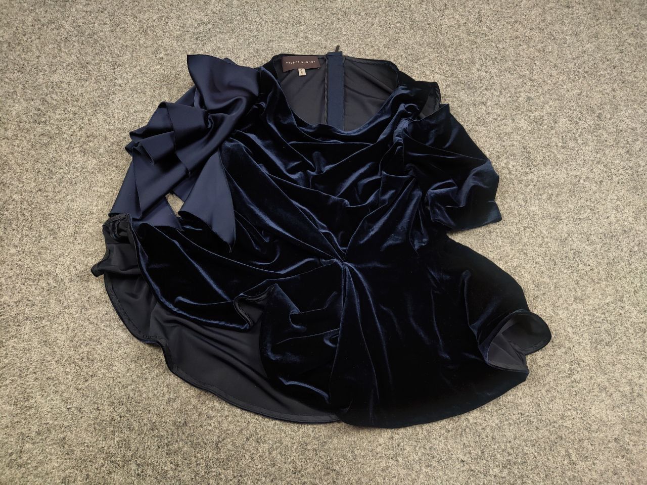 Other Talbot Runhof Design blue velvet with bow Women's Top Size XL / US 12-14 / IT 48-50 - 2 Thumbnail