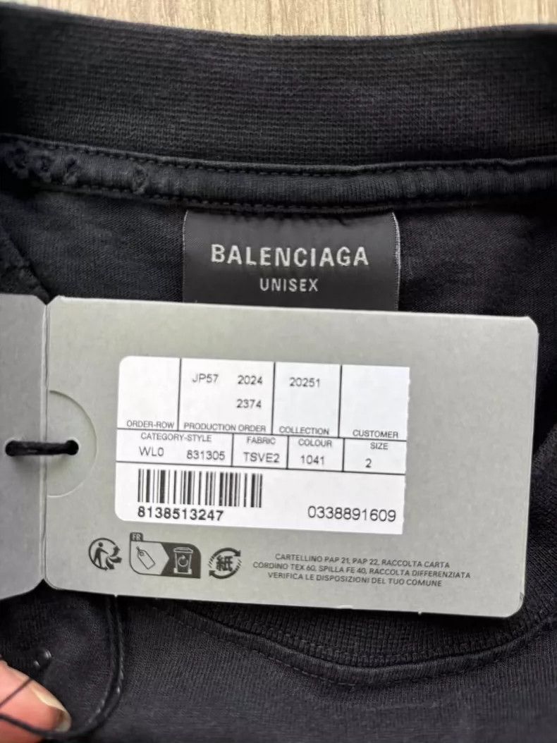 Balenciaga Balenciaga Printed cotton short sleeve tee in a loose-fitt Size US M / EU 48-50 / 2 - 5 Thumbnail