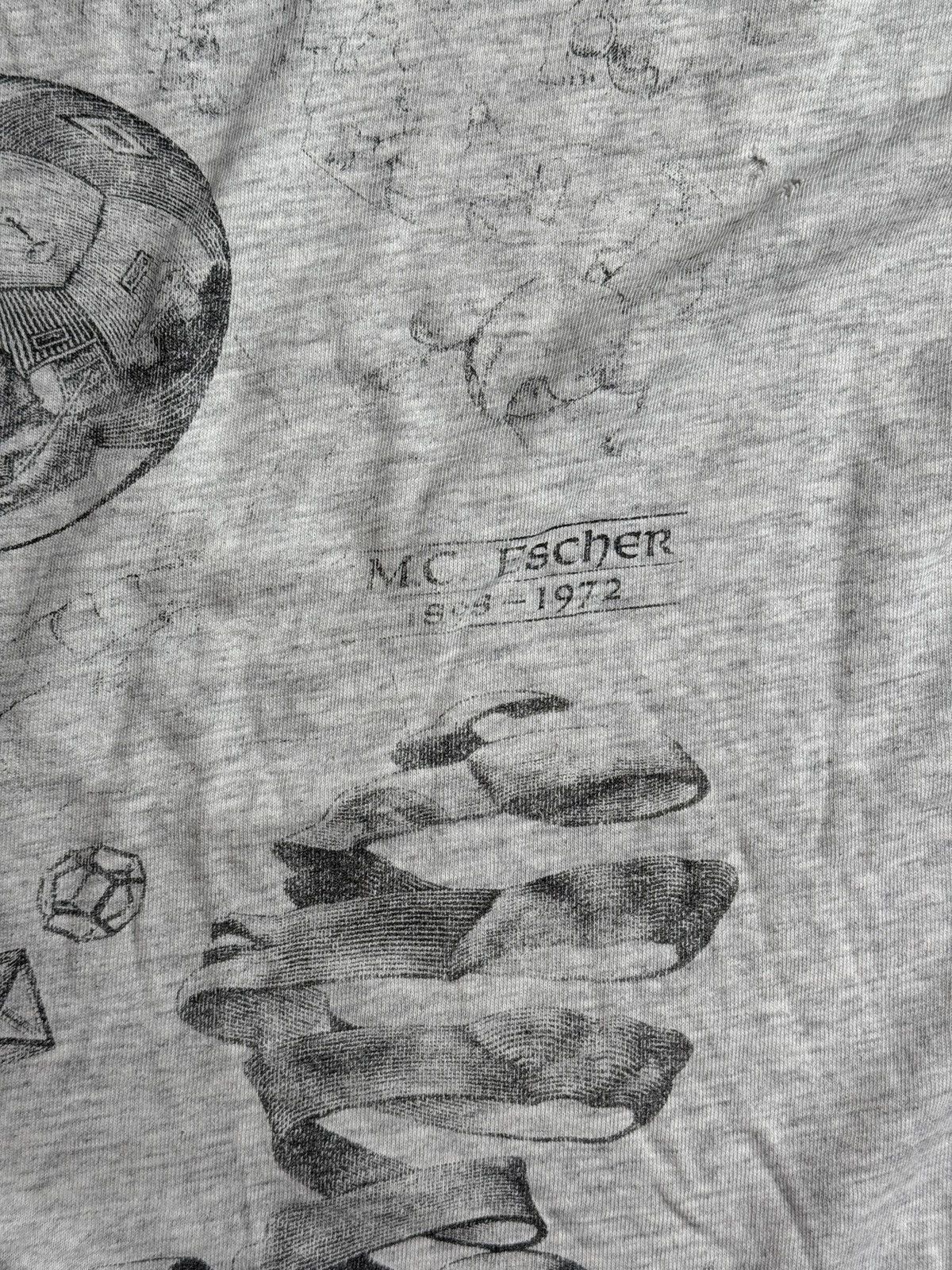 Vintage MC Escher Thrashed Heather Long Sleeve Size US M / EU 48-50 / 2 - 5 Thumbnail