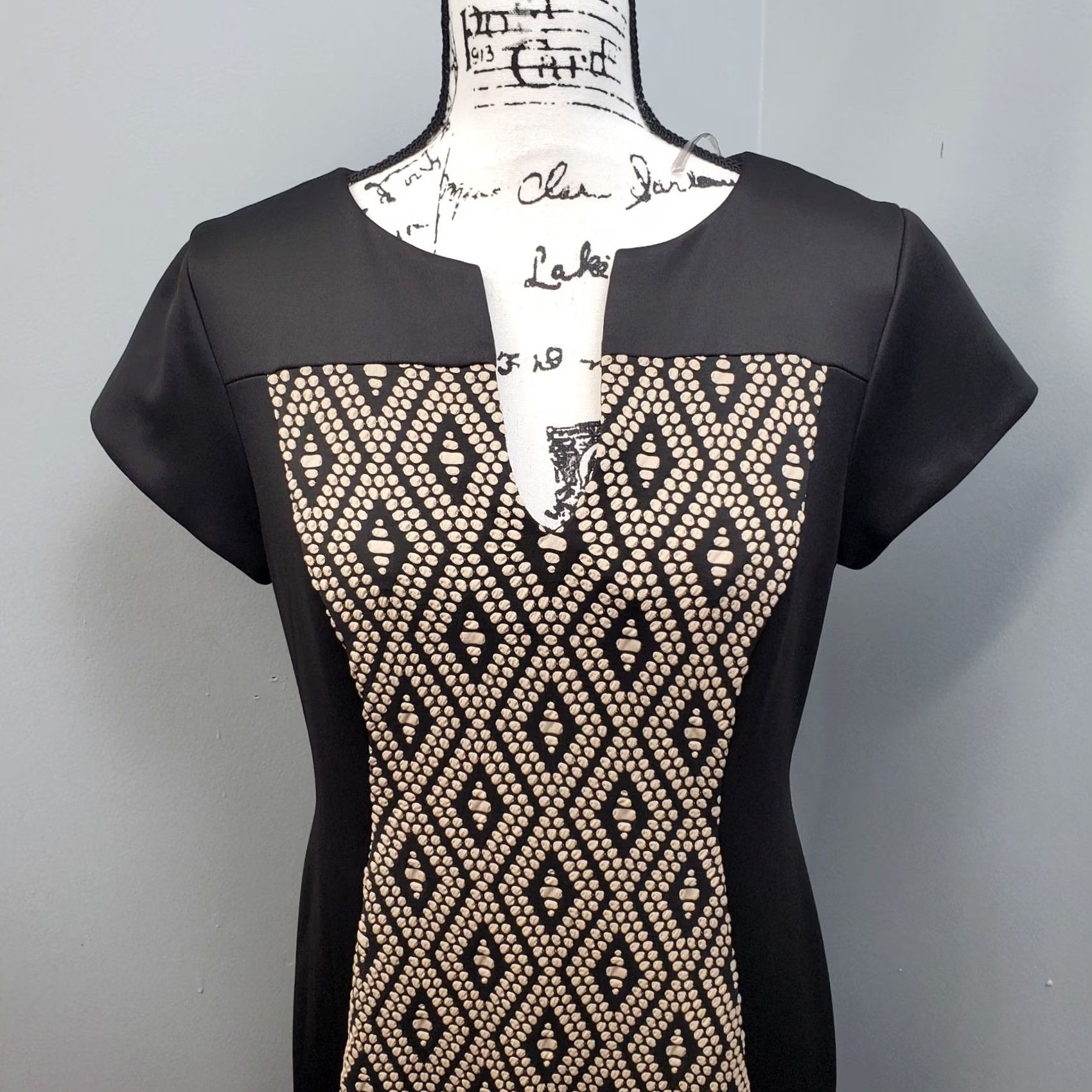 Vintage Connected Bodycon Dress Womens Size 10 Cap Sleeve Black Tan Back Zip V-Neck Wool? (Note: Original title must be used; uncertain.) Size L / US 10 / IT 46 - 3 Thumbnail