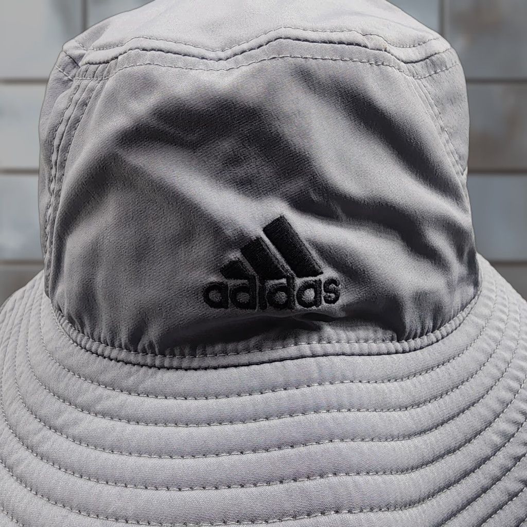 Adidas Adidas Hat Boonie Strap Back Mens Gray AEROREADY Wide Brim Chin Strap Bucket Hat Outdoors Casual Travel Mens Size ONE SIZE - 1 Thumbnail