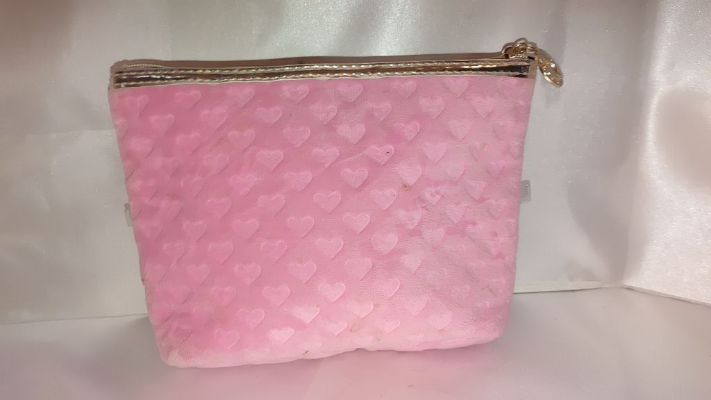 Juicy Couture Juicy Couture Velvet Embossed Cosmetic Bag Size ONE SIZE - 4 Thumbnail