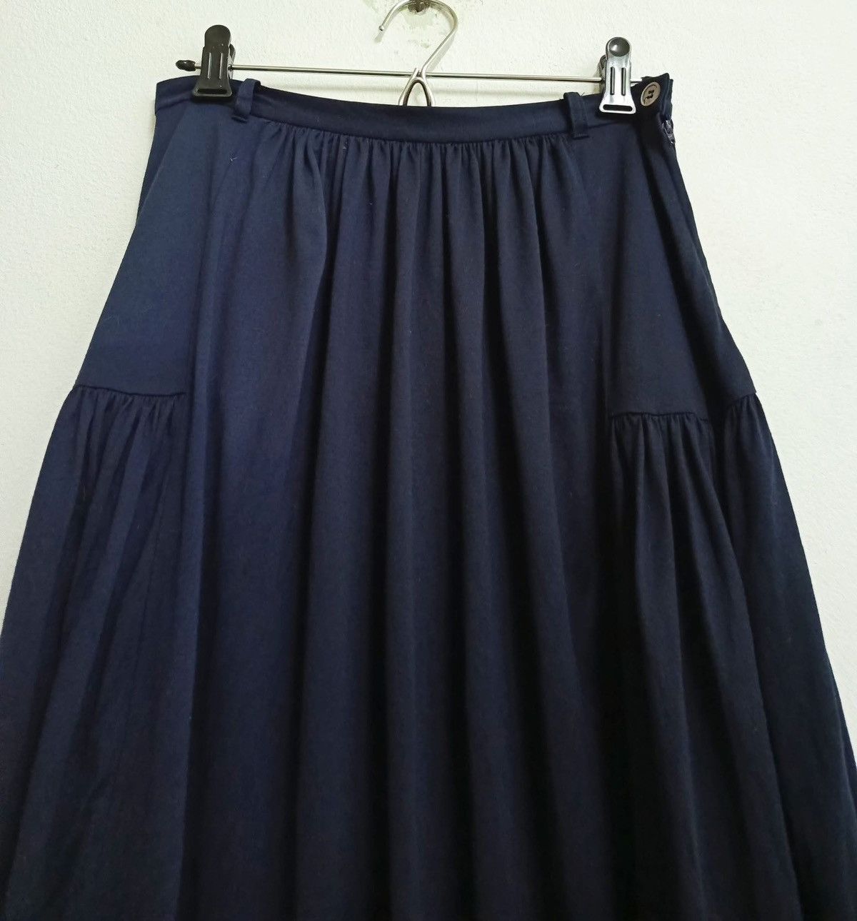 Yohji Yamamoto Vintage Y’s Yohji Yamamoto Pleated Midi Skirt Size 27" / US 4 / IT 40 - 3 Thumbnail