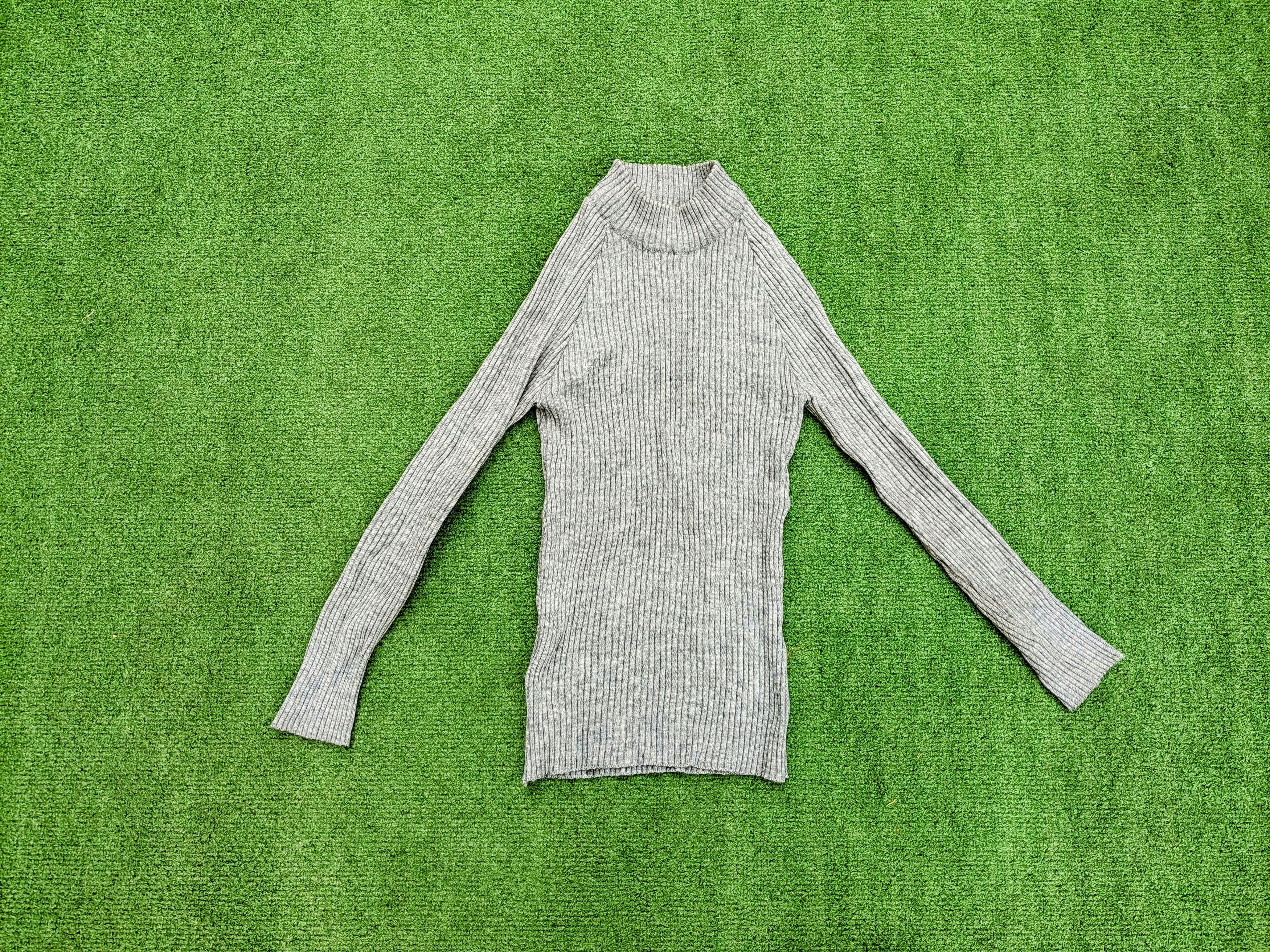 Vintage VTG Petite Ladies Kosugi Ribbed Knit Turtleneck Fitted Top Size L / US 10 / IT 46 - 6 Thumbnail