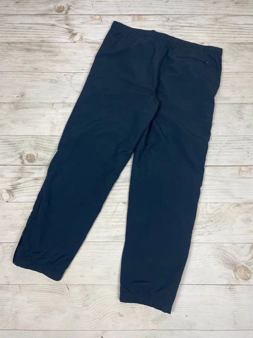 Nike Vintage Nike Track Pants 00s Nylon Baggy Striped Swoosh Y2K Size US 34 / EU 50 - 5 Thumbnail