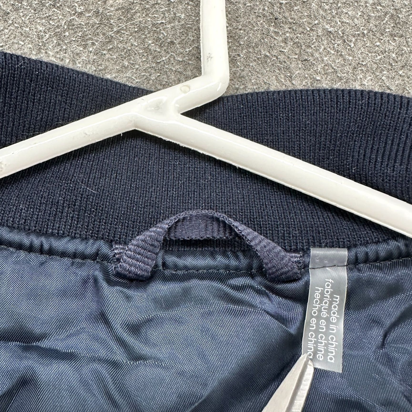 Calvin Klein Calvin Klein Jacket Mens XL Windbreaker Windbreaker Bomber Zip Full Zip Polyester Blue Navy 90s Spring Winter Fall Casual Size US XL / EU 56 / 4 - 7 Thumbnail