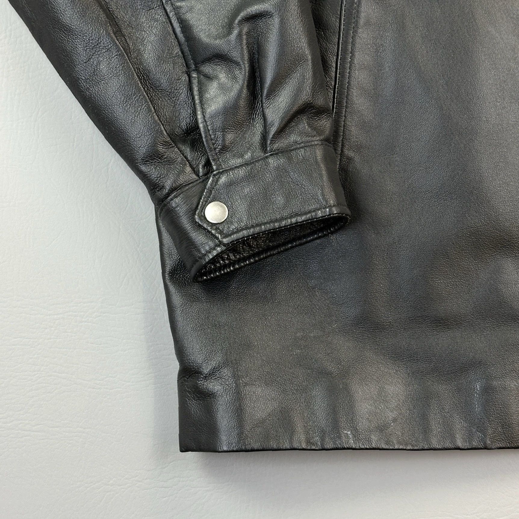 Vintage VINTAGE St. Johns Bay Jacket Mens 2XLT Black Genuine Leather Quilt Lined Bomber Jacket Size US XXL / EU 58 / 5 - 2 Thumbnail