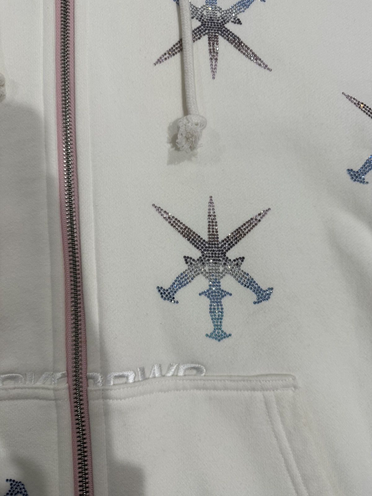 Unknown London Unknown London white gradient rhinestone tracksuit Size US M / EU 48-50 / 2 - 2 Thumbnail