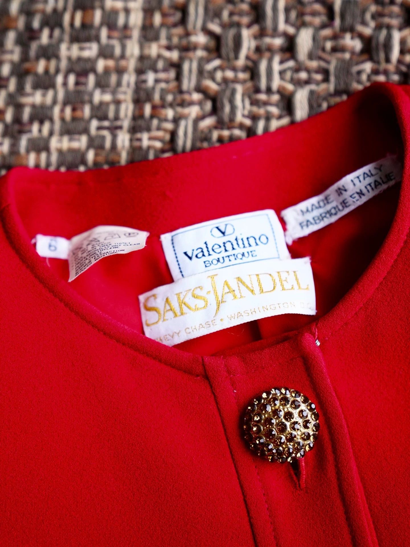 Valentino Valentino Vintage Wool Pleated Red Gemstone Button Blazer Size M / US 6-8 / IT 42-44 - 3 Thumbnail