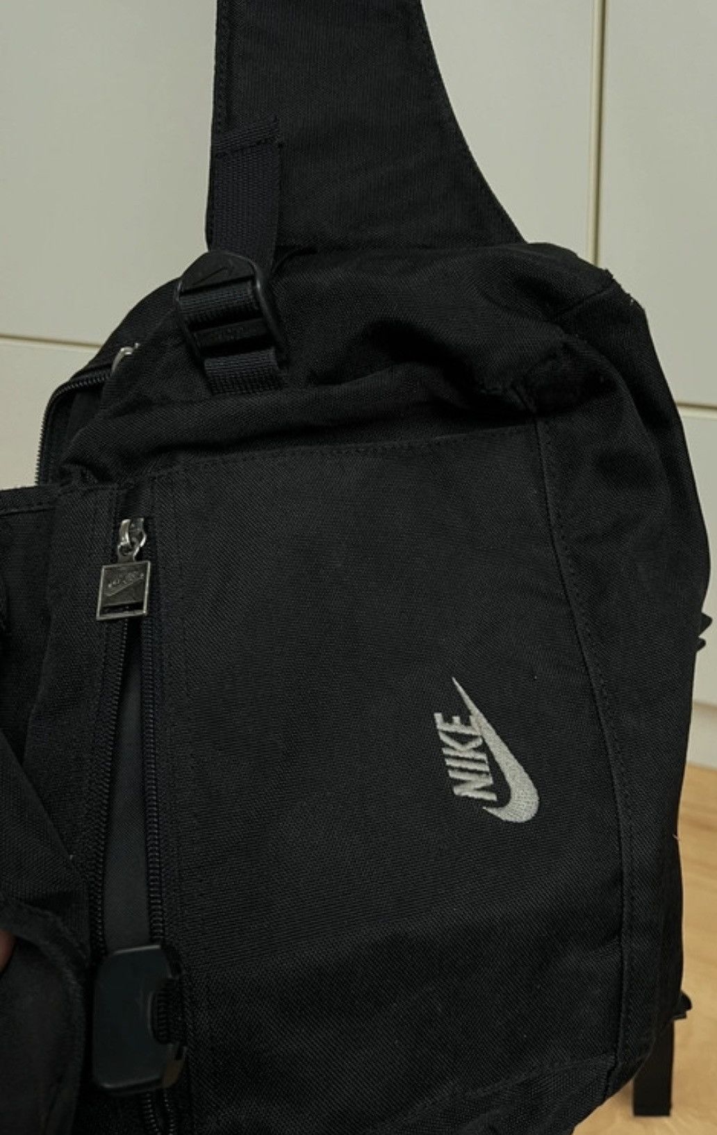 Nike ACG Nike ACG 1990s cross body technical utility bag (13”x9”) Size ONE SIZE - 5 Thumbnail