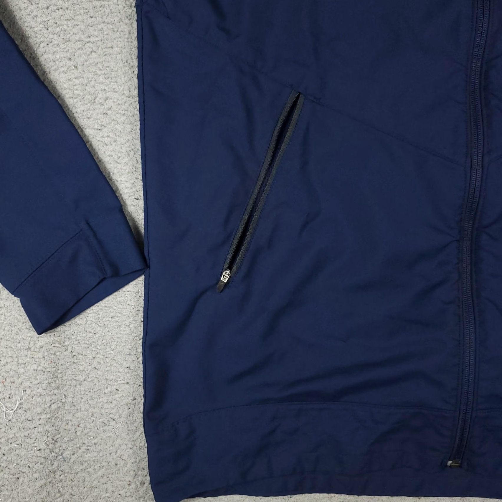 Nike Nike Jacket Mens L Blue Swoosh Dri-FIT Full Zip Windbreaker Size US L / EU 52-54 / 3 - 3 Thumbnail