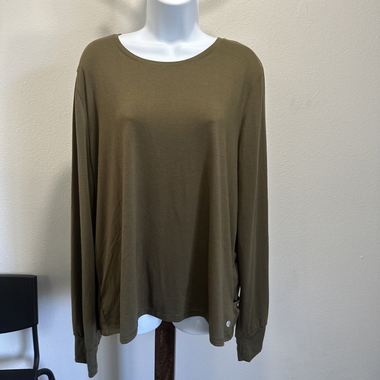 Other All In Motion Sz XL Olive Green Womens Yoga Long Sleeve Size XL / US 12-14 / IT 48-50 - 1 Thumbnail