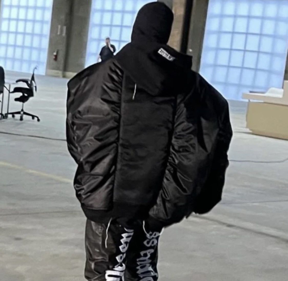 Vetements Vetements bomber ma1 Size US XL / EU 56 / 4 - 9 Thumbnail